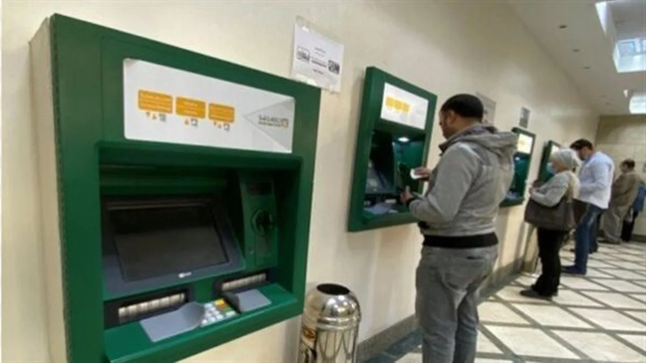 زحام أقل.. إرشادات جديدة لصرف مرتبات يوليو لموظفي الدولة